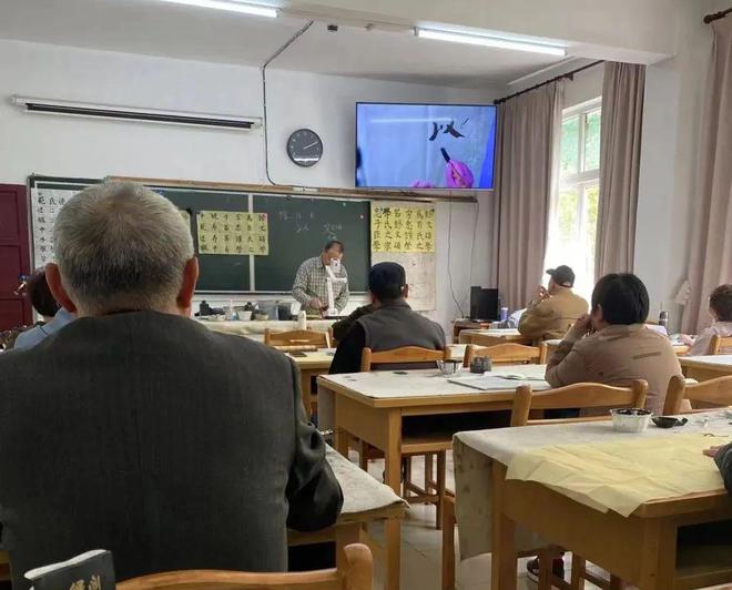 弃了双11爱上了“老年严选”AG旗舰厅网这届脆皮年轻人抛(图2)