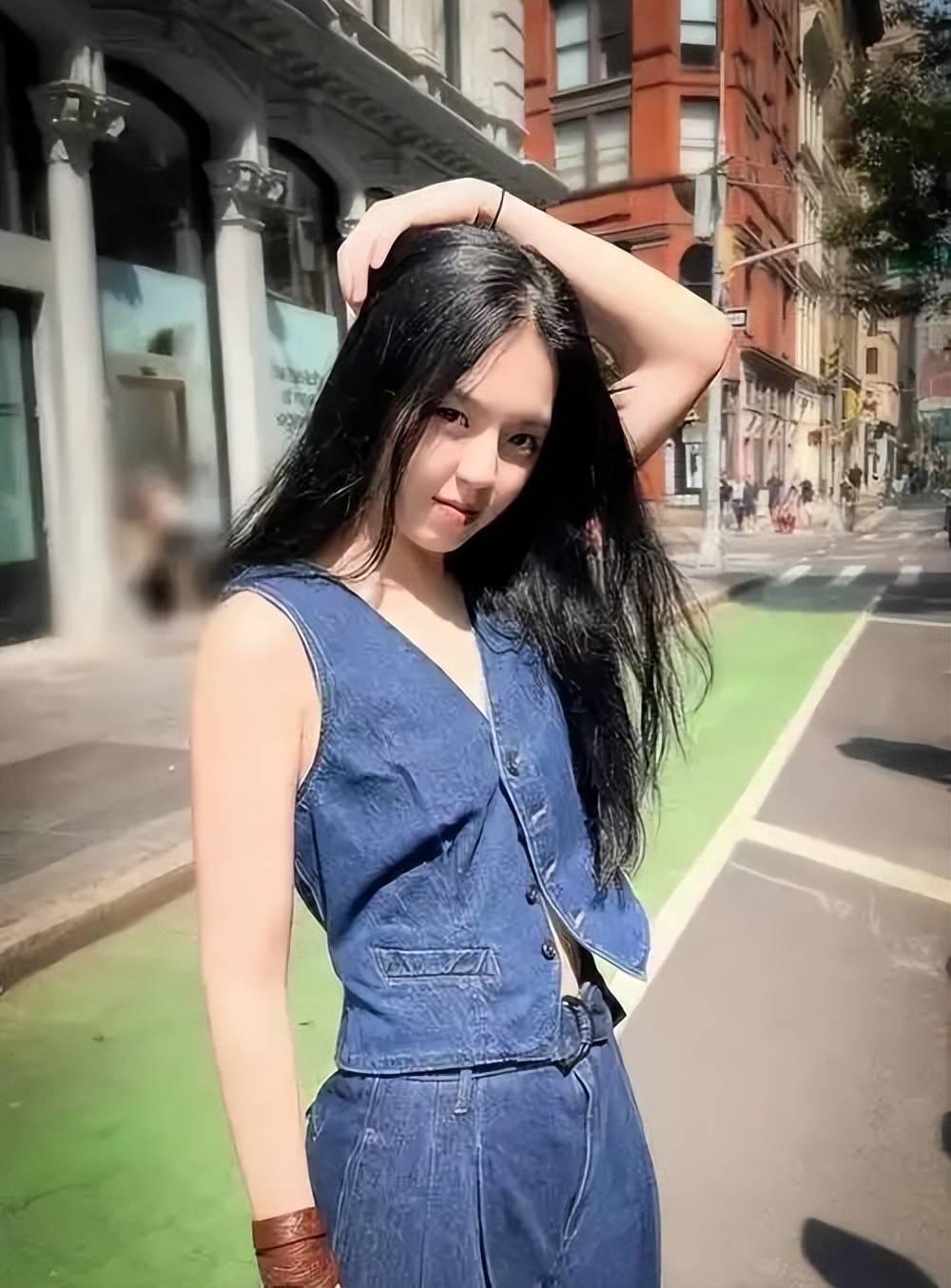 后23岁的女儿就走上一条“不归路”AG旗舰厅李咏也没想到自己离世7年(图6)